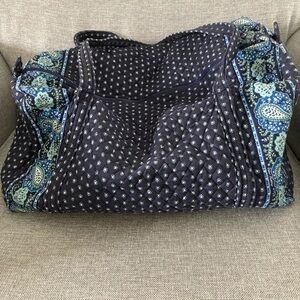 Vera Bradley Large Duffel in Seaport Navy
